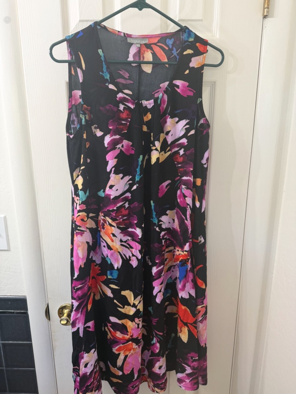 Habitat Abstract Floral Sleeveless V-Neck Midi Dress. Size Small